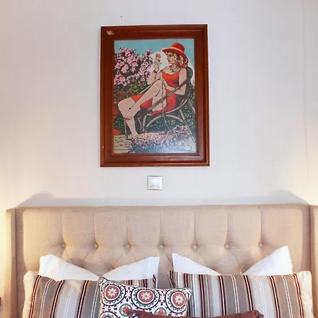Maria's , 50 Meters From Beach , Renovated Appartamento *